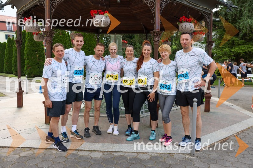  ... ;  Jernej Trstenjak;  Uroš Bencak;  Tjaša Makoter Frumen;  Mateja Filipič;  ... ;  Vesna Dokl;  Tomaž Sečko40. Maraton treh src