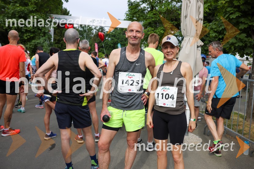  Roman Brcar,  Top running;  Natalija Cvetko, direktorica, Mediaspeed d.o.o.40. Maraton treh src