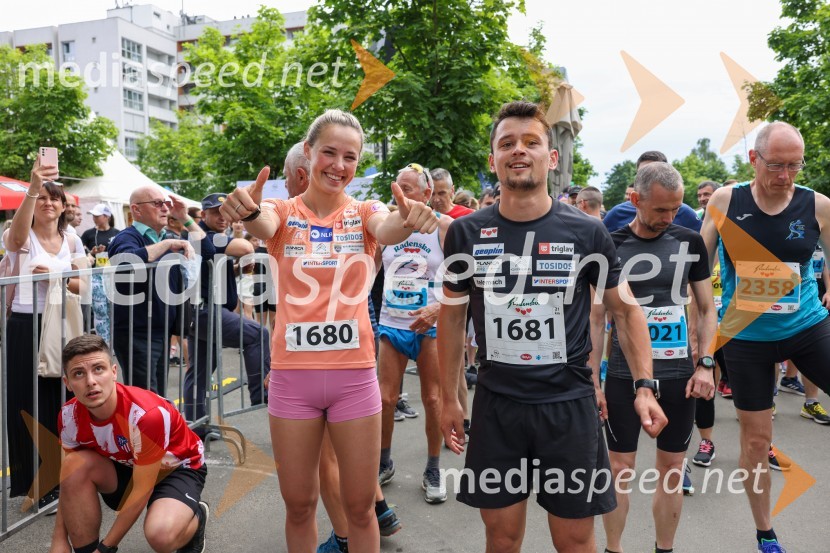  Anamarija Lampič, smučarska tekačica, Slovenija;  Miha Šimenc, smučarski tekač, Slovenija40. Maraton treh src