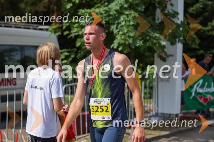  Matjaž  Rus40. Maraton treh src