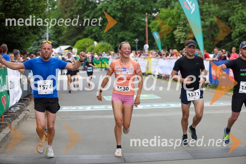  Bojan Brus;  Anamarija Lampič, smučarska tekačica, Slovenija;  Zdenko Klemenčič40. Maraton treh src