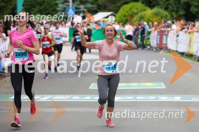  Vanja Tomažič;  Romana Nedog40. Maraton treh src