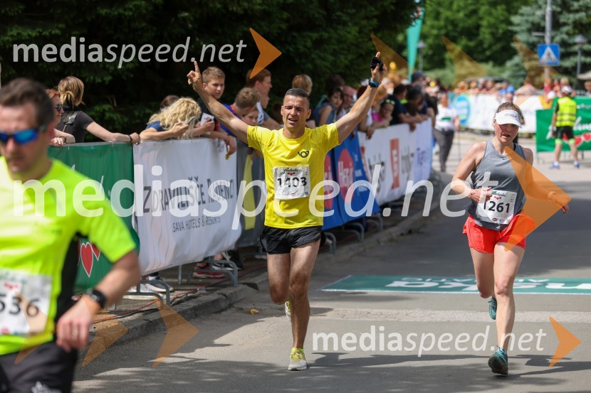  Borut Zver;  Antonina Mulej40. Maraton treh src