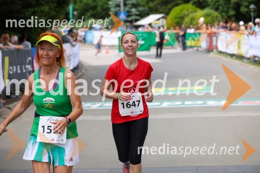  Erna Pudgar;  Urša Božič40. Maraton treh src