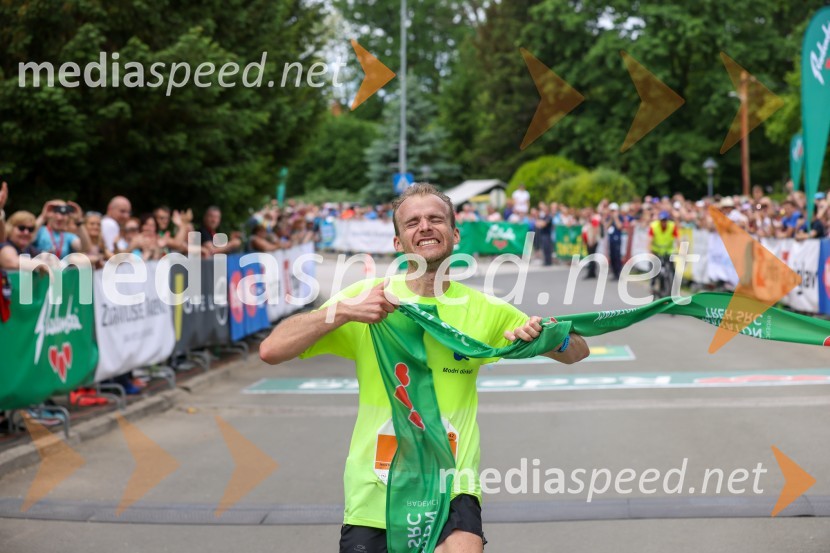  Janez Mulej, slovenski prvak v maratonu40. Maraton treh src