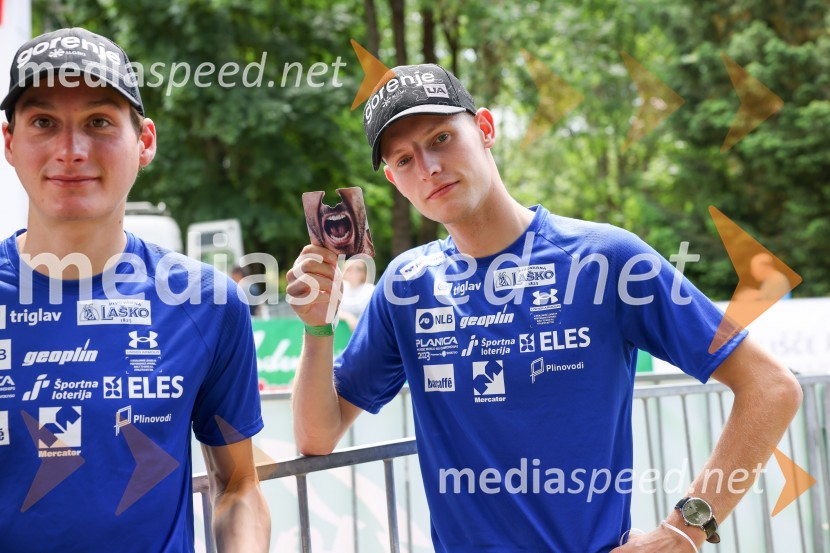  Domen Prevc, smučarski skakalec;  Žiga  Jelar, smučarski skakalec40. Maraton treh src