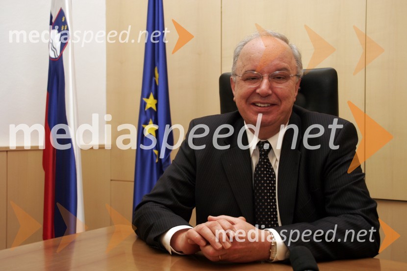 Dr. Andrej Bajuk, minister za financeDr. Andrej Bajuk, minister za finance