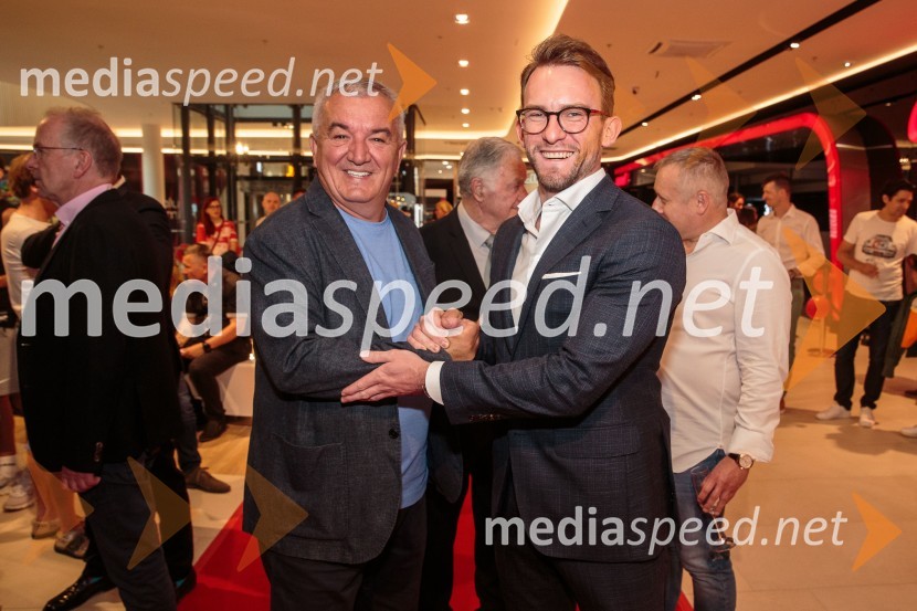  ... ;  Lucas Langhammer, direktor podjetja Cineplexx v SlovenijiSvečana otvoritev Cineplexx - Ljubljana Rudnik