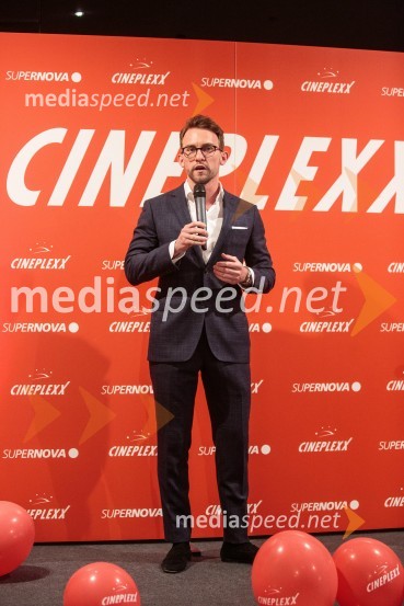 Lucas Langhammer, direktor podjetja Cineplexx v SlovenijiSvečana otvoritev Cineplexx - Ljubljana Rudnik