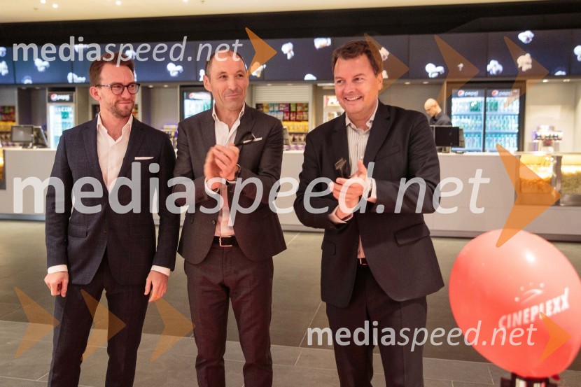  Lucas Langhammer, direktor podjetja Cineplexx v Sloveniji;  Markus Pinggera, managment, Supernova Avstrija; mag. Christof  Papousek, finančni direktor in sopartner družbe Cineplexx InternationalSvečana otvoritev Cineplexx - Ljubljana Rudnik