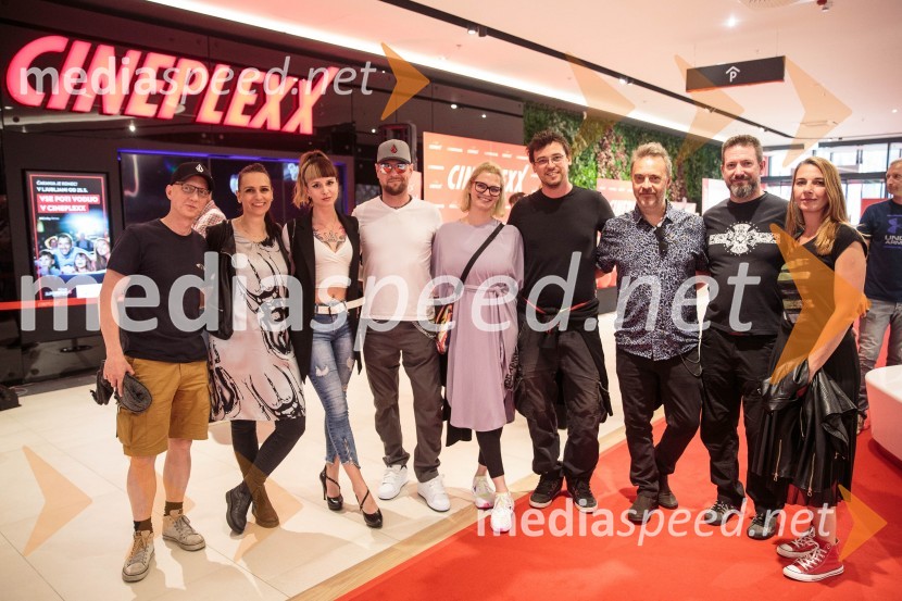  Primož  Benko, glasbenik, član skupine Siddharta;  ... ;  Cassie Kagen, frizerka;  Tomi Meglič, glasbenik, pevec skupine Siddharta;  Teja Jaklič Meglič, vodja marketinga, Miele Slovenija;  Boštjan Meglič, glasbenik, član skupine Siddharta;  Jani Hace, glasbenik;  Tomaž Okroglič Rous, glasbenik, Siddharta;  ... Svečana otvoritev Cineplexx - Ljubljana Rudnik