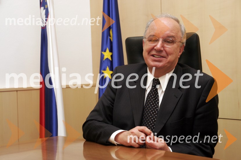 Dr. Andrej Bajuk, minister za financeDr. Andrej Bajuk, minister za finance