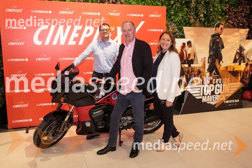  ... ;  Christian Langhammer, CEO Cineplexx International;  Nina Hočevar, marketing CineplexxSvečana otvoritev Cineplexx - Ljubljana Rudnik