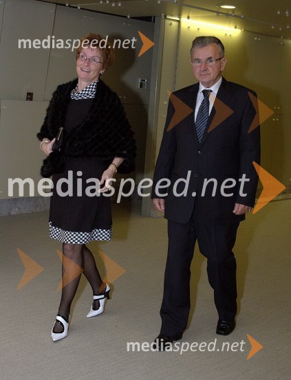 Miran Potrč, poslanec (SD) in podpredsednik Državnega zbora s soprogo ZdenkoVesela vdova, premiera operete