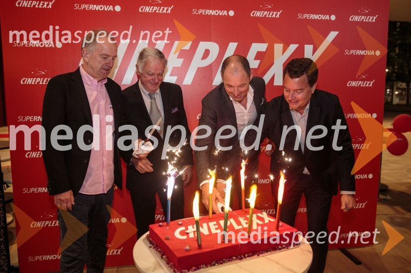  Christian Langhammer, CEO Cineplexx International;  Enver Hadžiabdić , direktor družbe Cineplexx;  Markus Pinggera, managment, Supernova Avstrija; mag. Christof  Papousek, finančni direktor in sopartner družbe Cineplexx InternationalSvečana otvoritev Cineplexx - Ljubljana Rudnik