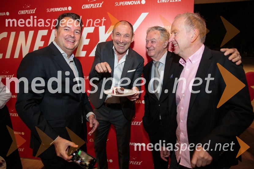 mag. Christof  Papousek, finančni direktor in sopartner družbe Cineplexx International;  Markus Pinggera, managment, Supernova Avstrija;  Enver Hadžiabdić , direktor družbe Cineplexx;  Christian Langhammer, CEO Cineplexx InternationalSvečana otvoritev Cineplexx - Ljubljana Rudnik