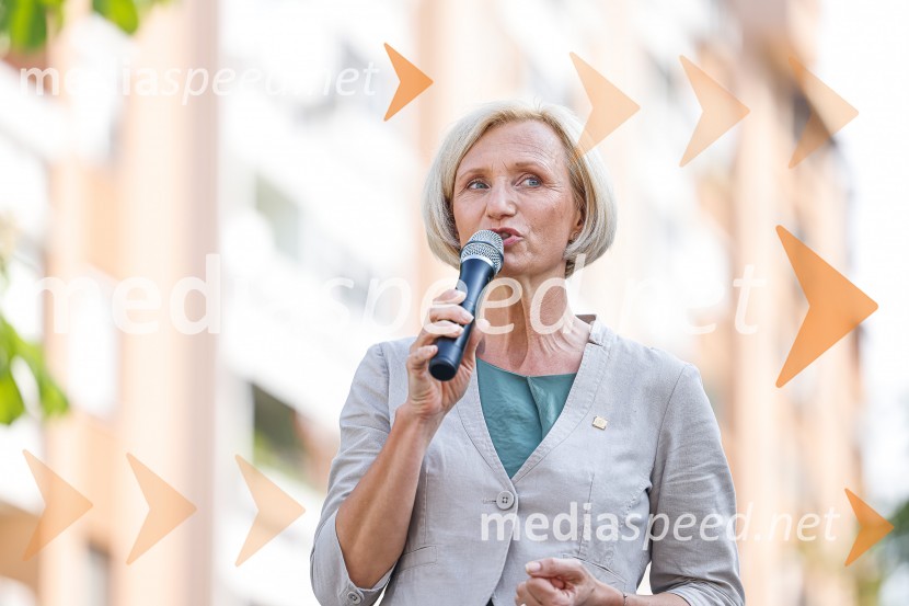  Mateja Šmid, direktorica Ljudske univerze KranjParada učenja Ljudske univerze Kranj 2022