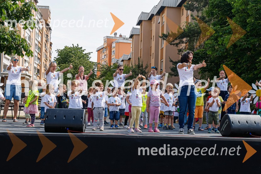 Nastop predšolskih otrok, Vrtec Dobra tetaParada učenja Ljudske univerze Kranj 2022