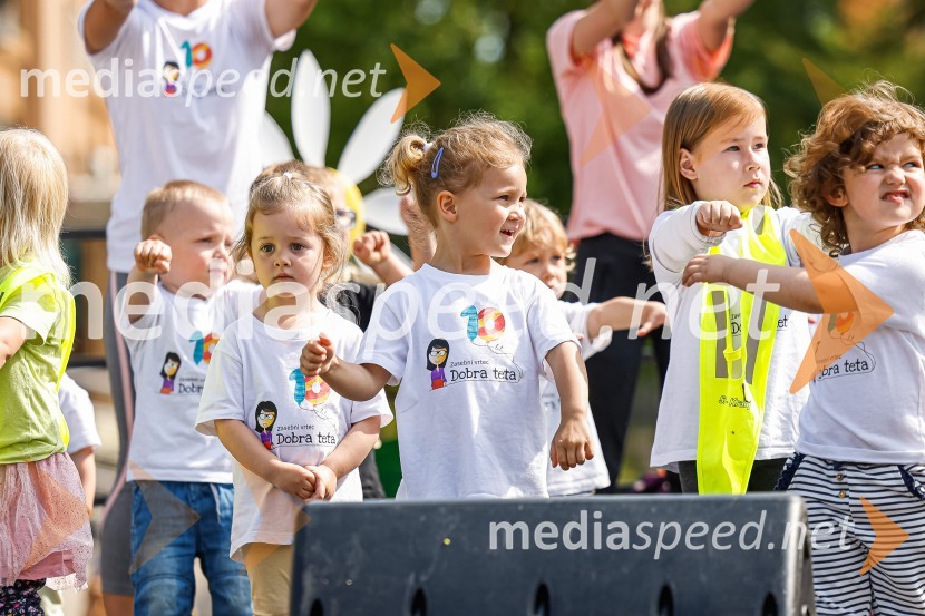 Nastop predšolskih otrok, Vrtec Dobra tetaParada učenja Ljudske univerze Kranj 2022