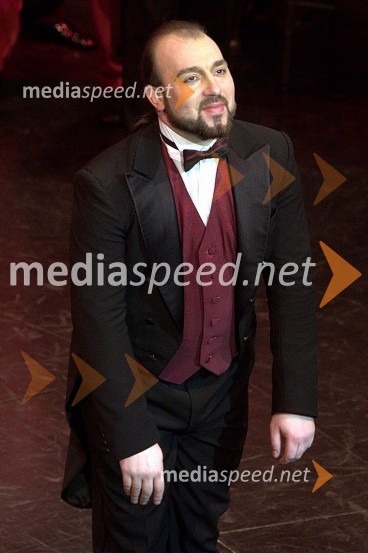 Jože Vidic, operni pevecVesela vdova, premiera operete