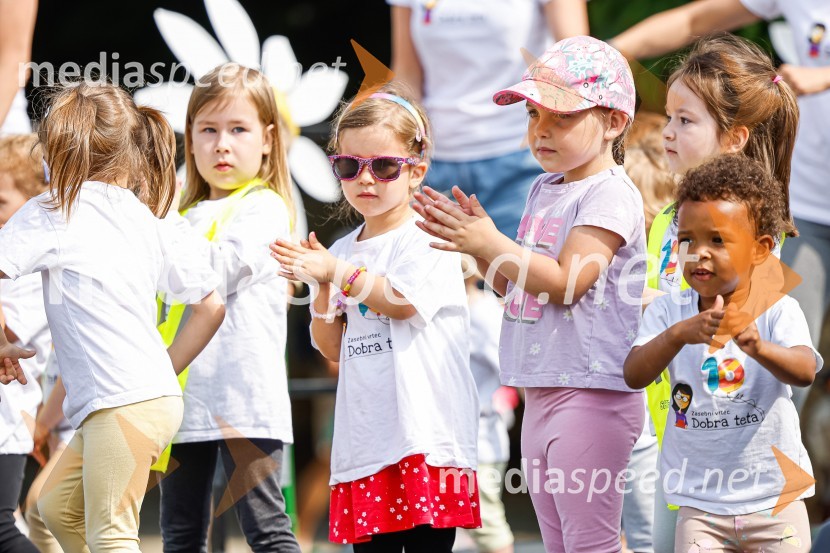 Nastop predšolskih otrok, Vrtec Dobra tetaParada učenja Ljudske univerze Kranj 2022