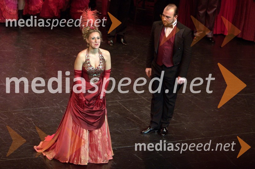 Martina Zadro in Jože Vidic, operna pevcaVesela vdova, premiera operete