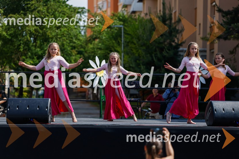 Otroška in mladinska skupina LeyliParada učenja Ljudske univerze Kranj 2022