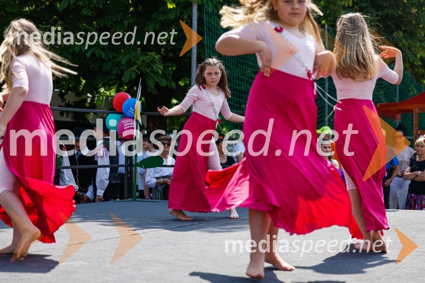 Otroška in mladinska skupina LeyliParada učenja Ljudske univerze Kranj 2022