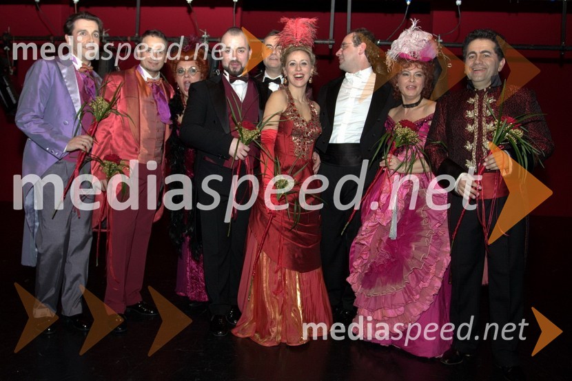 Nastopajoči v opereti Vesela vdova: Slavko Savinšek, Dejan Vrbančič, Irena Svoljšak, Jože Vidic, Zoran Potočan, Martina Zadro, Aleksander Spasič, Dunja Sprug in Andrej DebevecVesela vdova, premiera operete