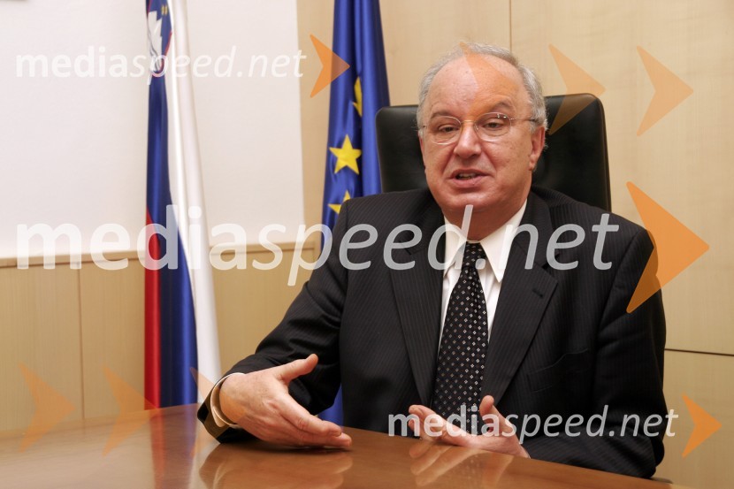 Dr. Andrej Bajuk, minister za financeDr. Andrej Bajuk, minister za finance