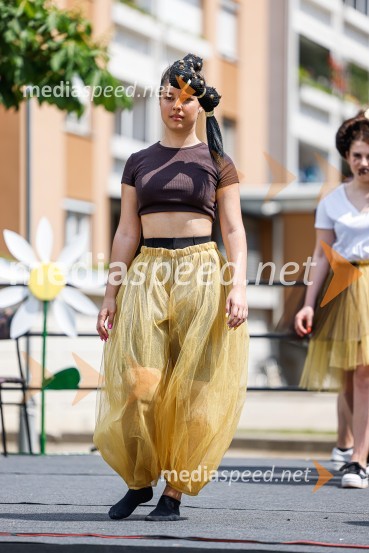 SESGŠ - Srednja ekonomska, storitvena in gradbena šola ŠC Kranj, frizerska smerParada učenja Ljudske univerze Kranj 2022