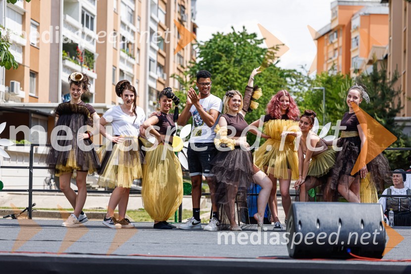 SESGŠ - Srednja ekonomska, storitvena in gradbena šola ŠC Kranj, frizerska smerParada učenja Ljudske univerze Kranj 2022