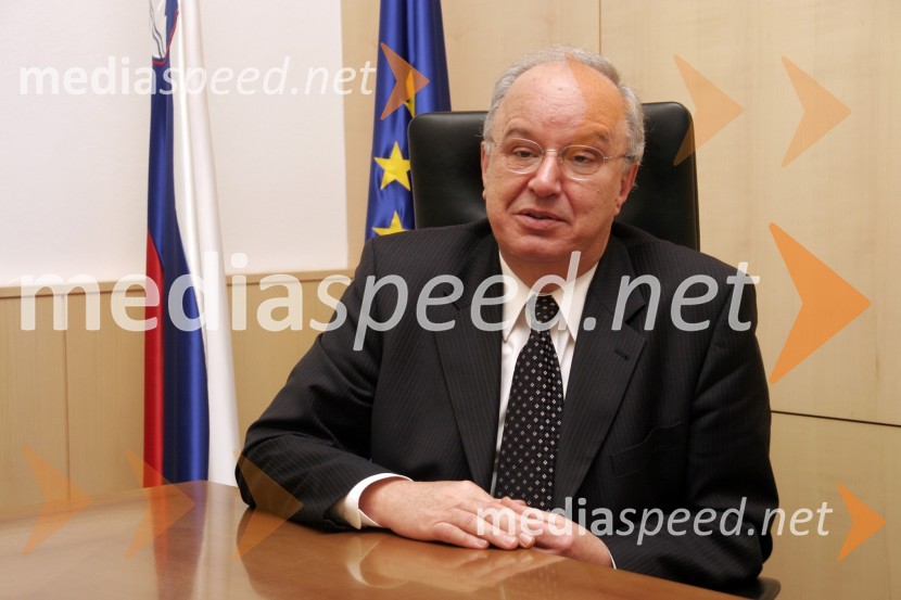 Dr. Andrej Bajuk, minister za financeDr. Andrej Bajuk, minister za finance