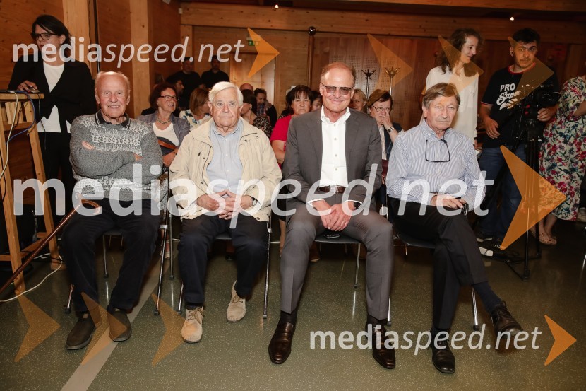  ... ;  Milan Kučan, nekdanji predsednik Republike Slovenije;  Janez  Škrabec, direktor Riko d.o.o., predsednik Slovensko-ruskega poslovnega sveta, častni konzul Belorusije;  ... ISKRIVO V ŽIVO - Miha Šalehar v pogovoru z Natašo Štefe