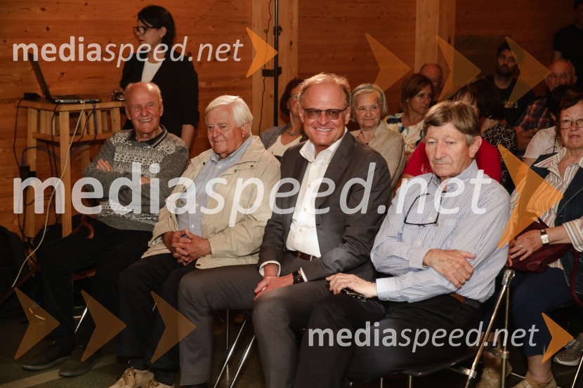  ... ;  Milan Kučan, nekdanji predsednik Republike Slovenije;  Janez  Škrabec, direktor Riko d.o.o., predsednik Slovensko-ruskega poslovnega sveta, častni konzul Belorusije;  ... ISKRIVO V ŽIVO - Miha Šalehar v pogovoru z Natašo Štefe