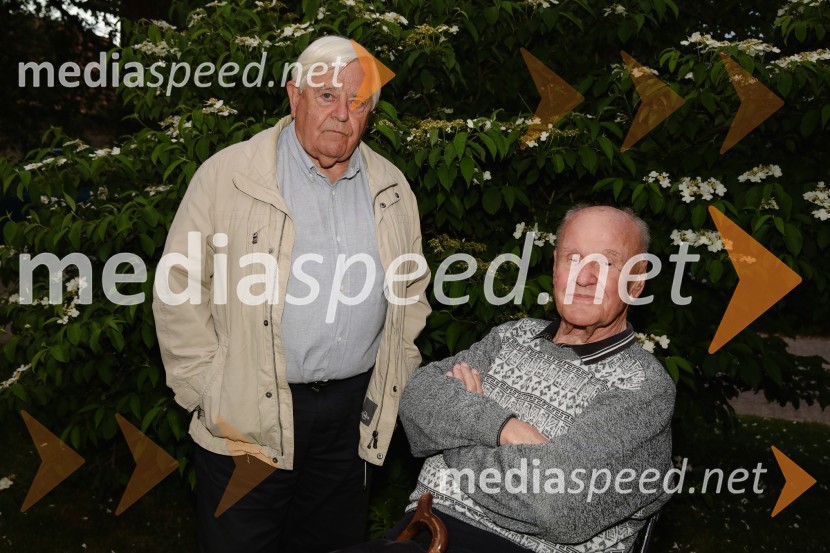  Milan Kučan, nekdanji predsednik Republike Slovenije;  ... ISKRIVO V ŽIVO - Miha Šalehar v pogovoru z Natašo Štefe