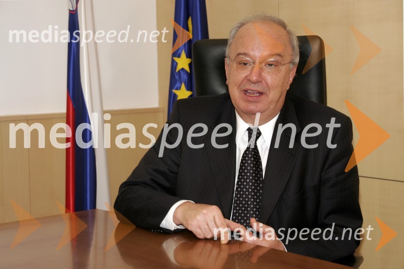 Dr. Andrej Bajuk, minister za financeDr. Andrej Bajuk, minister za finance