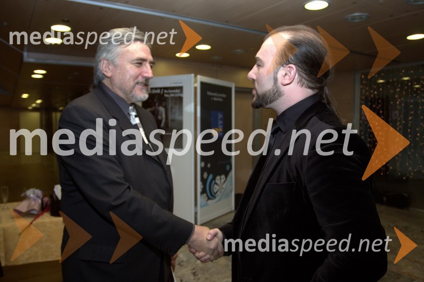 Andrej Pengov, Radio Kaos in Jože Vidic, operni pevecVesela vdova, premiera operete