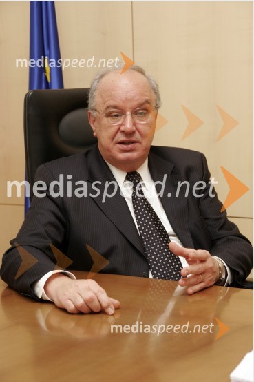 Dr. Andrej Bajuk, minister za financeDr. Andrej Bajuk, minister za finance