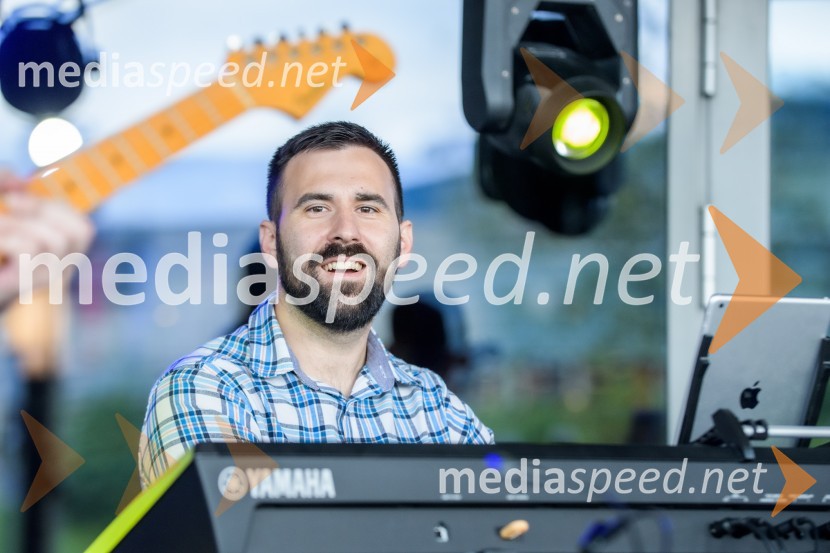  Aleksander Živko, GroovocadoMaribox, 5. rojstni dan