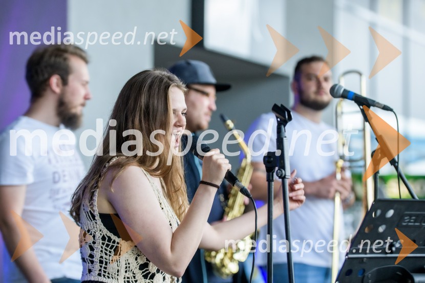  Klara Klasinc, pevka, GroovocadoMaribox, 5. rojstni dan