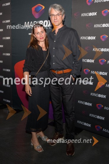  Nataša  Zmaga Dover;  Jože  DoverMaribox, 5. rojstni dan