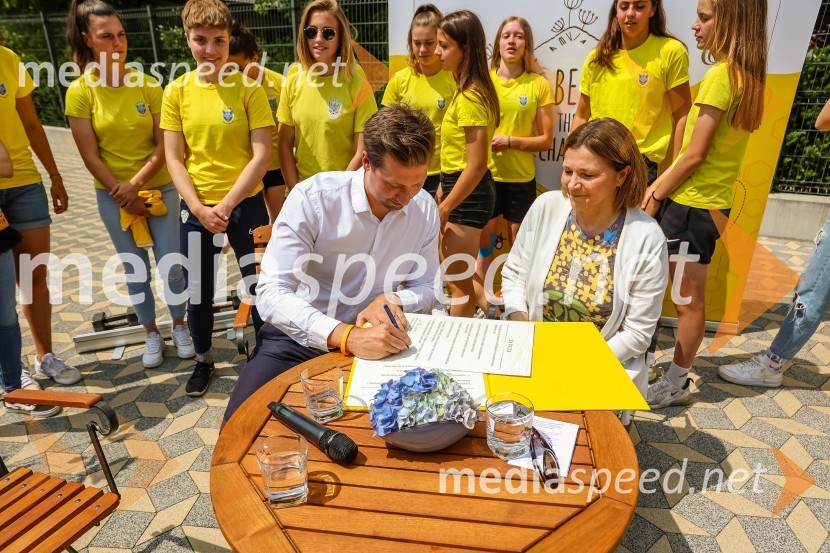 Bee the change, trajnostni dogodek, Medex