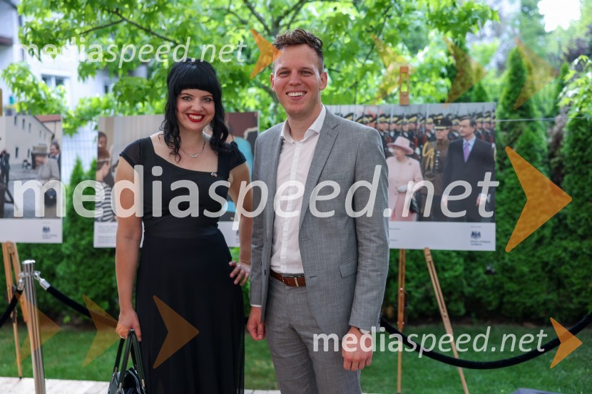  ... ;  Martin Retelj, Britansko-slovenska gospodarska zbornicaKraljičina rojstnodnevna zabava v rezidenci Britanskega veleposlaništva