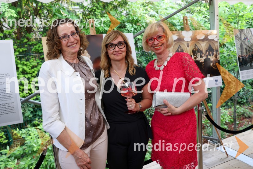  Magda Posavec;  Andreja Koščak;  Ana LeničKraljičina rojstnodnevna zabava v rezidenci Britanskega veleposlaništva