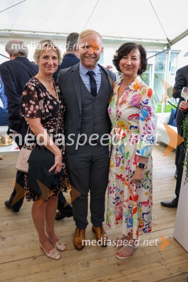  Tjaša Telič Goršič, glavna izvršna direktorica, Union Hotels Collection d.d.;  Luka Stepančič, direktor prodaje in marketinga, Union Hotels Collection d.d.;  Milica Kopanja Šircelj, vodja marketinga, Union Hotels Collection d.d.Kraljičina rojstnodnevna zabava v rezidenci Britanskega veleposlaništva