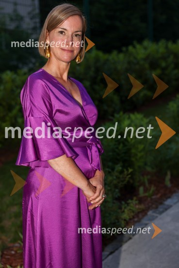  Barbara Navala, Britansko veleposlaništvo v SlovenijiKraljičina rojstnodnevna zabava v rezidenci Britanskega veleposlaništva