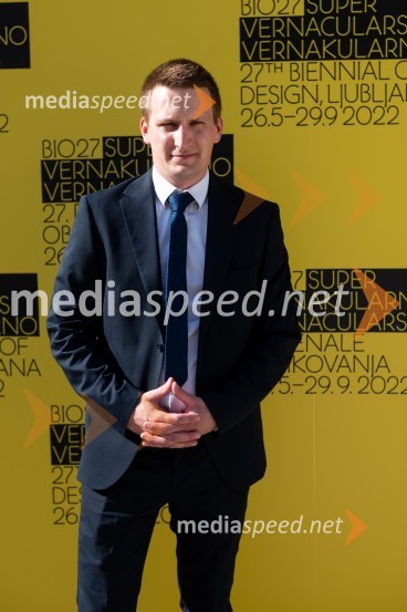  Nejc Avbelj, pomočnik direktorja / Muzej za arhitekturo in oblikovanjeOdprtje 27. bienala oblikovanja, Muzej za arhitekturo in oblikovanje