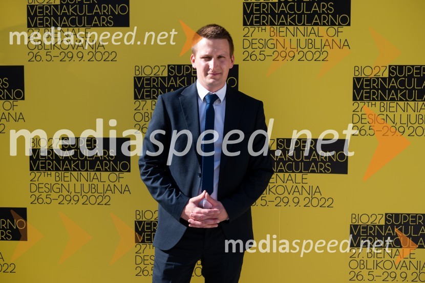  Nejc Avbelj, pomočnik direktorja / Muzej za arhitekturo in oblikovanjeOdprtje 27. bienala oblikovanja, Muzej za arhitekturo in oblikovanje