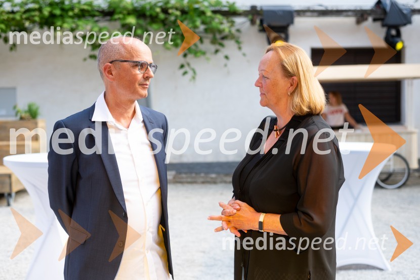  Bogo Zupančič, direktor, Muzej za arhitekturo in oblikovanje;  ... Odprtje 27. bienala oblikovanja, Muzej za arhitekturo in oblikovanje